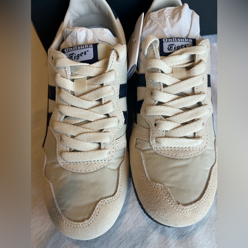 Onitsiuka Tiger SERRANO tennis shoes. - Picture 3 of 5